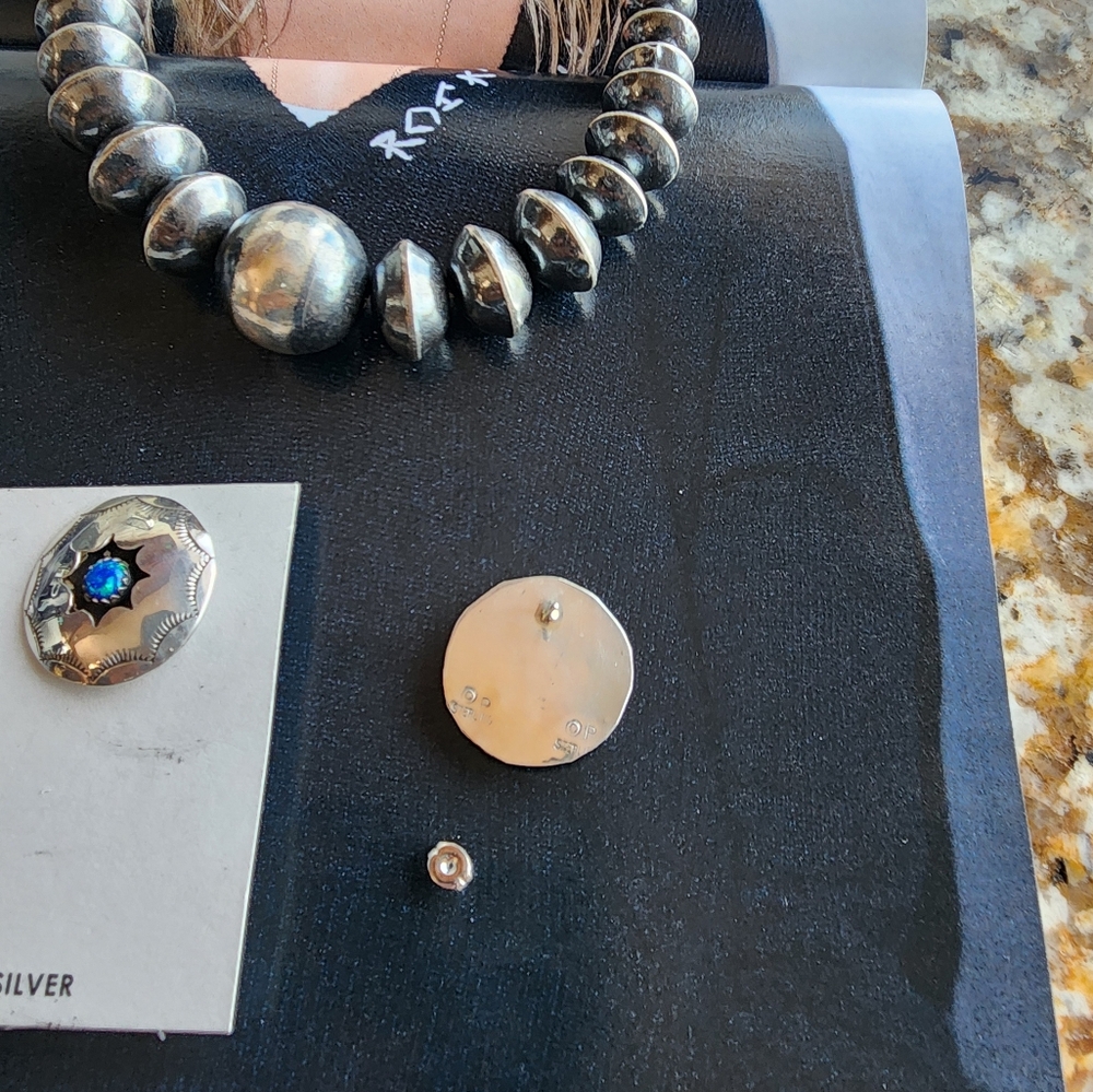 Sterling Silver Navajo Hand-made Earrings - Picture 14 of 15
